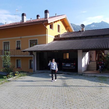 Casa Relax Apartament Fénis Zewnętrze zdjęcie